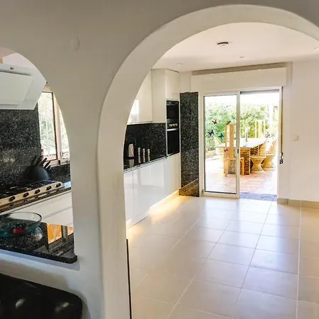 Villa Camaleao *